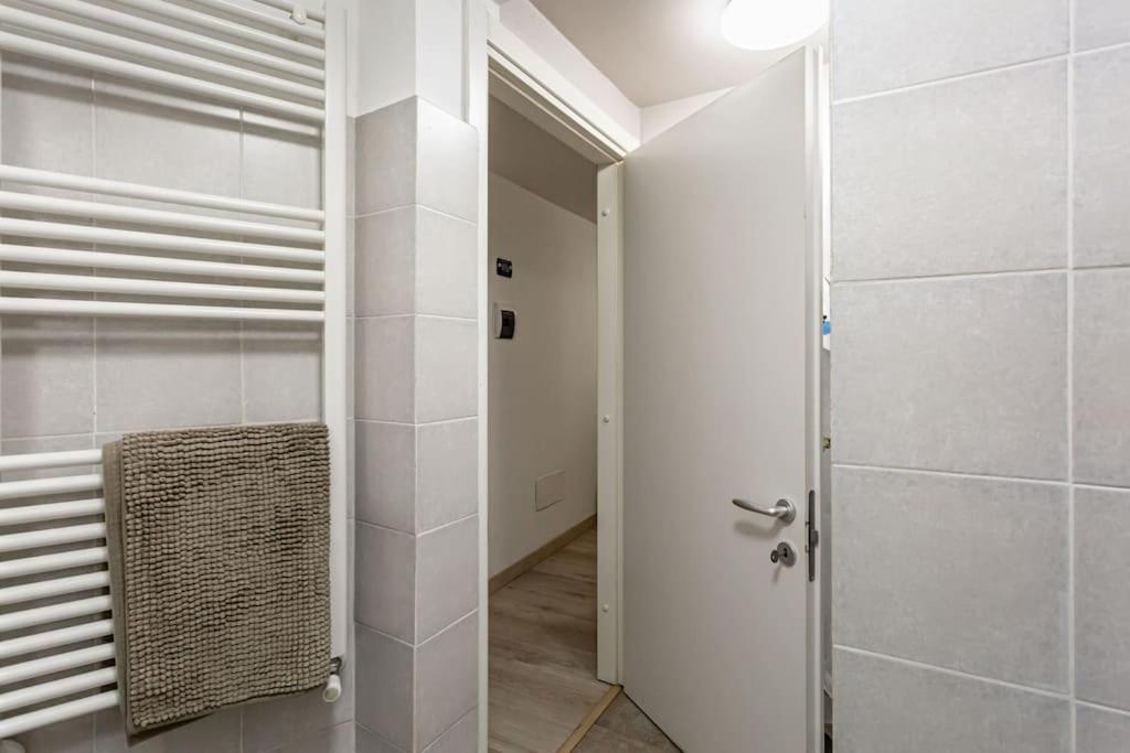 Apartment Adorno 2 - Affitti Brevi Italia Cenova Dış mekan fotoğraf