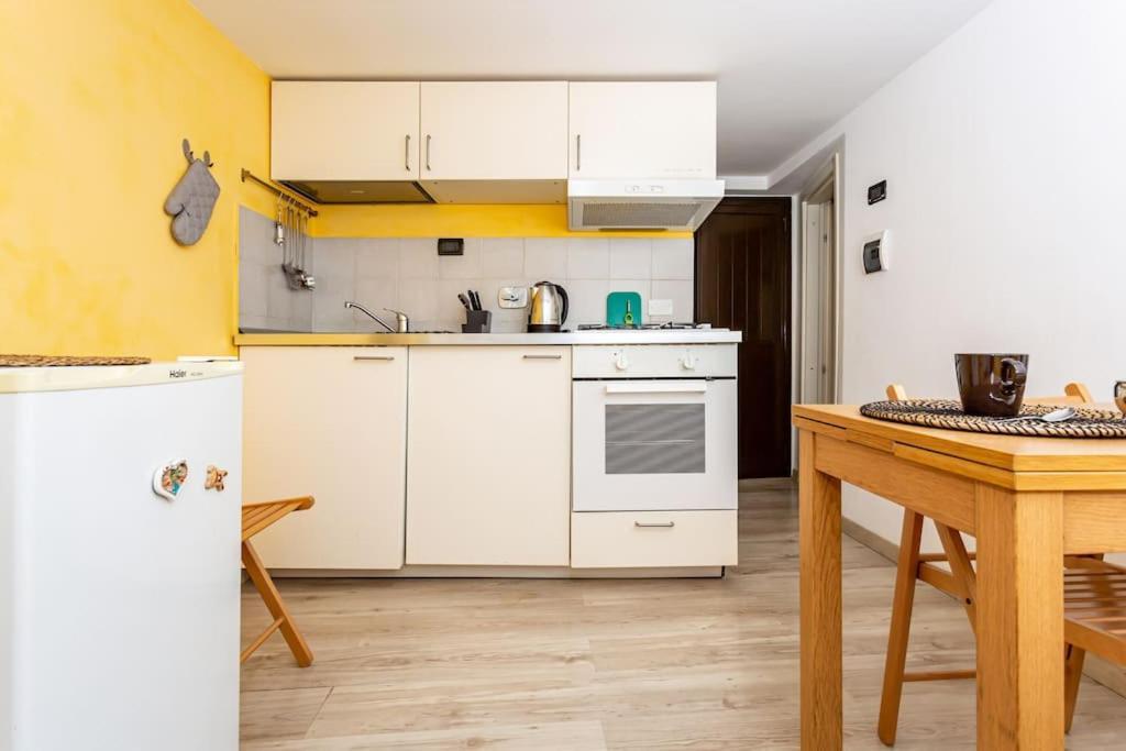 Apartment Adorno 2 - Affitti Brevi Italia Cenova Dış mekan fotoğraf