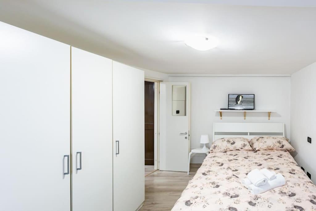 Apartment Adorno 2 - Affitti Brevi Italia Cenova Dış mekan fotoğraf